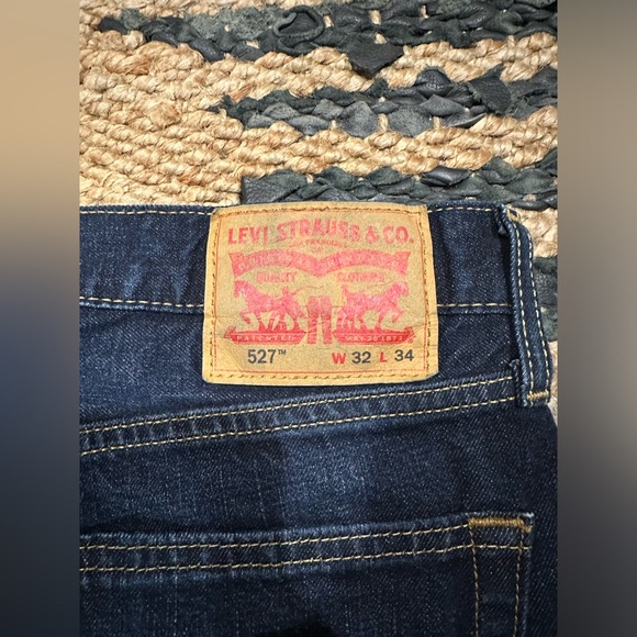 Levi’s 527 Slim Bootcut Jeans - Picture 3 of 3